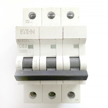 Eaton MCH363 C63 63A 63 Amp 3 Phase Pole MCB Circuit Breaker Type C